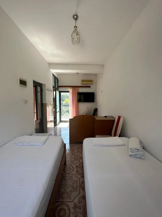 Hotel Trifoni Përmet