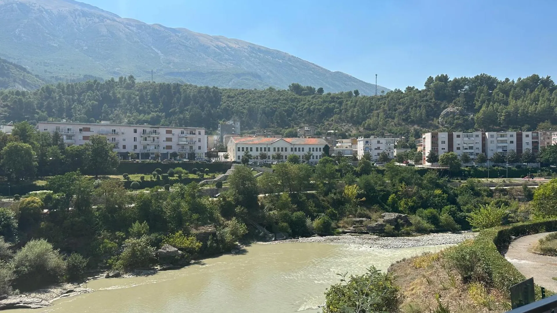Hotel Trifoni Përmet