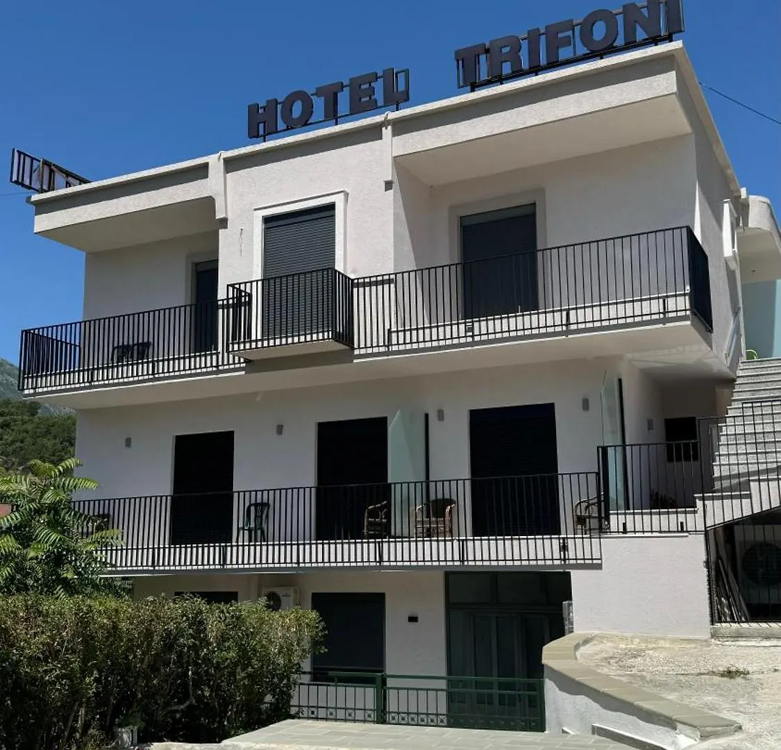 Hotel Trifoni Përmet 0*,  Albanië